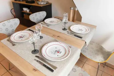 Plan de l'établissement Les Lionceaux, 120m2 à Colmar, place de parking gratuite