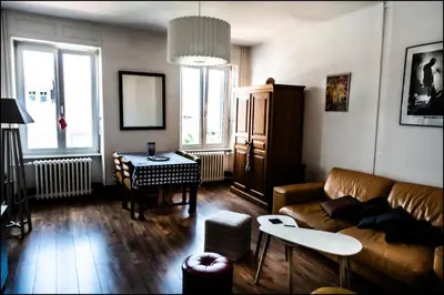 Coin salon dans l'établissement Au kouglof avec Netflix