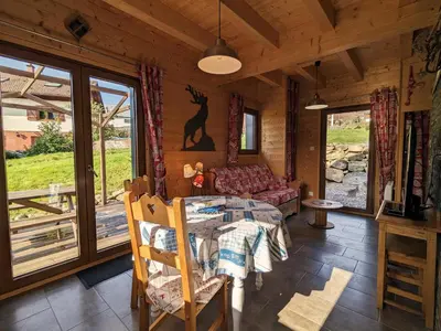 Plan de l'établissement Chalet neuf à Gérardmer avec terrasse et parking privé - FR-1-589-465