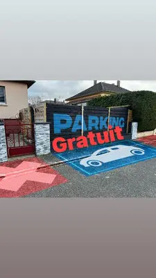 Certificat, récompense, panneau ou autre document affiché dans l'établissement Les hirondelles