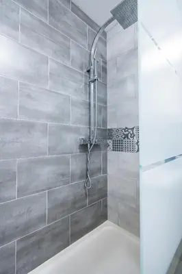 Salle de bains dans l'établissement Le 17-GregIMMO-Appart'Hôtel