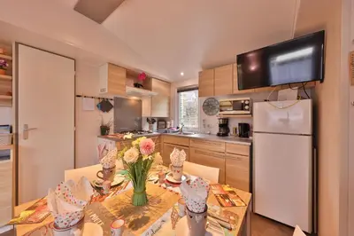 Cuisine ou kitchenette dans l'établissement Plaisirs d'Alsace - Munster - Colmar - Route du vin