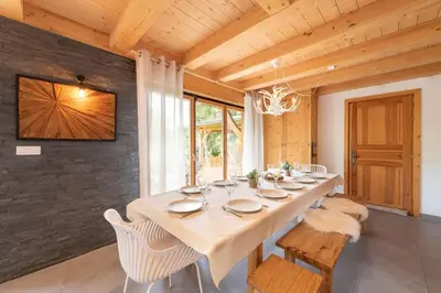 Plan de l'établissement L’Ecrin Blanc – Cocon familial avec jacuzzi et salle de jeux