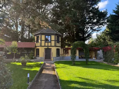 Jardin de l'établissement Le Parc du Séquoia & SPA proche Colmar et Riquewihr