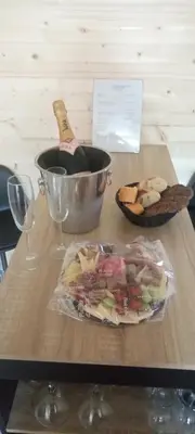 Nourriture dans le love hôtel ou à proximité