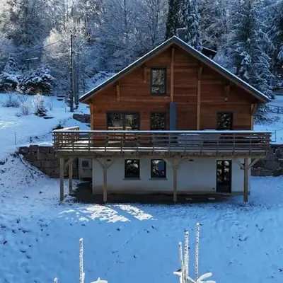 CHALET LES PRIMEVÈRES 4 Étoiles