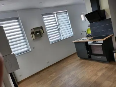 Cuisine ou kitchenette dans l'établissement Joli Studio cosy